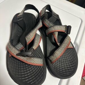 Stylish Black and Gray Mens chacos Sandals